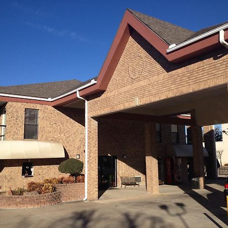 Americas Best Value Inn And Suites ДеСото Екстериор снимка