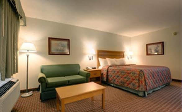 Americas Best Value Inn And Suites ДеСото Екстериор снимка